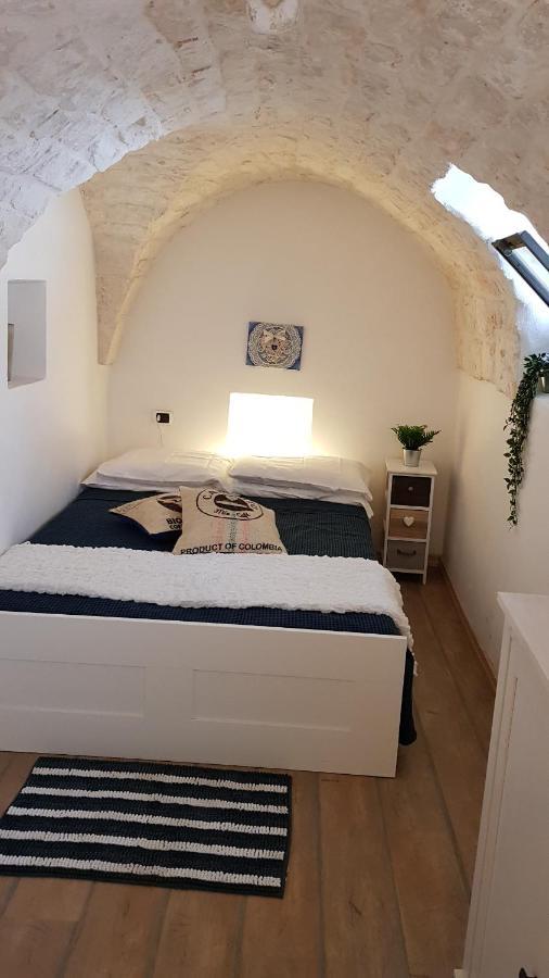 Cozy House In Ostuni With Panoramic Terraces Apartamento Exterior foto
