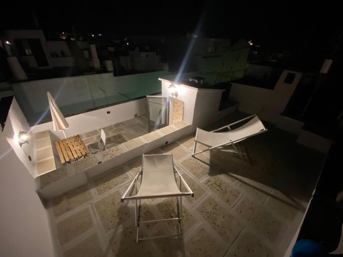 Cozy House In Ostuni With Panoramic Terraces Apartamento Exterior foto